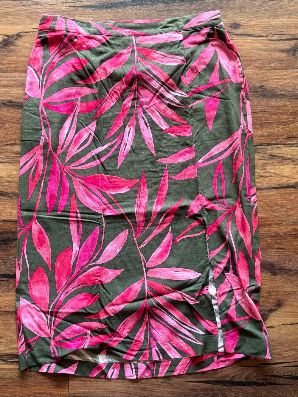 Time & Tru - w’s XL Pink and Green Leaf Print linen blend Skirt